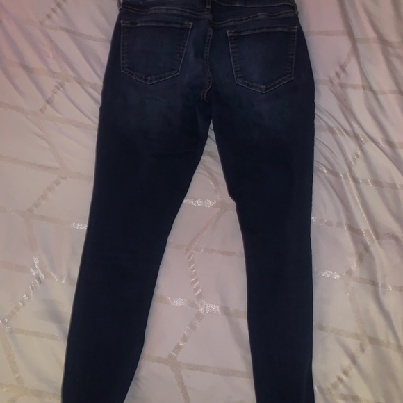 Old Navy Jeans - Skinny leg - Picture 2 of 5